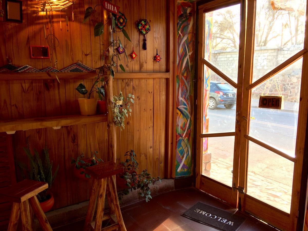 La Puerta Verde Hostel & Bar Humahuaca Eksteriør billede